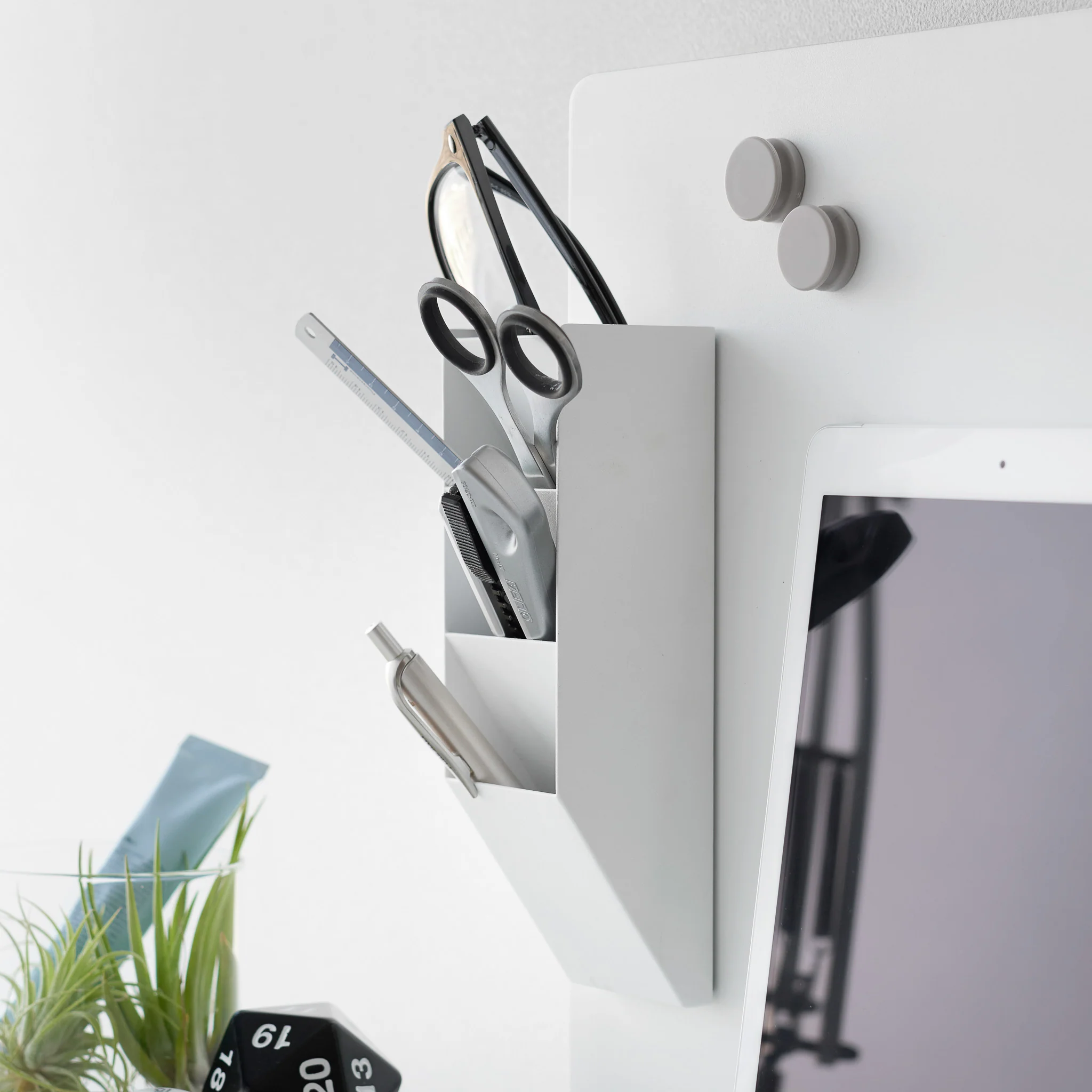 Magnetic Pen Holder - Image 2