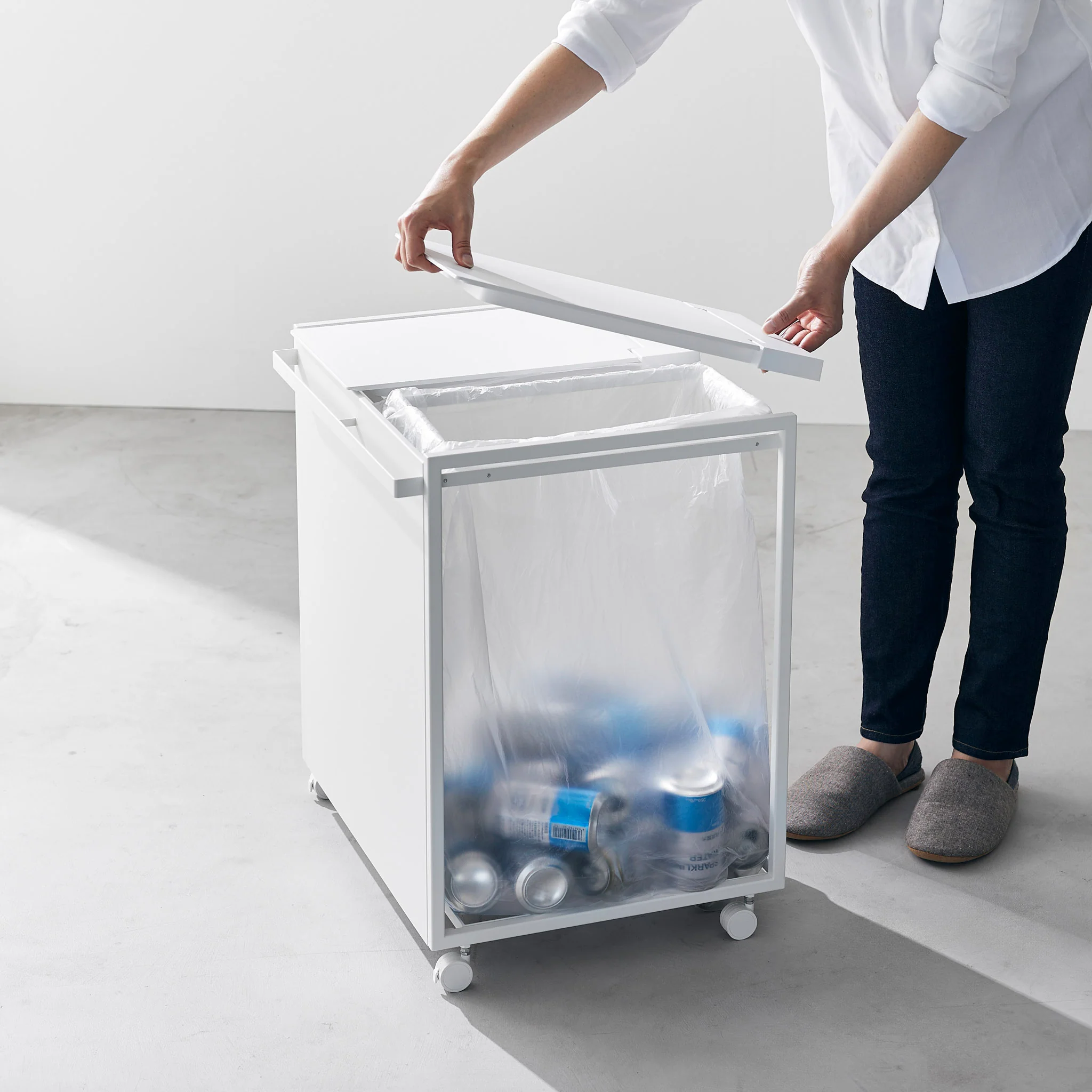 2-Compartment Trash Can with Casters - Image 10