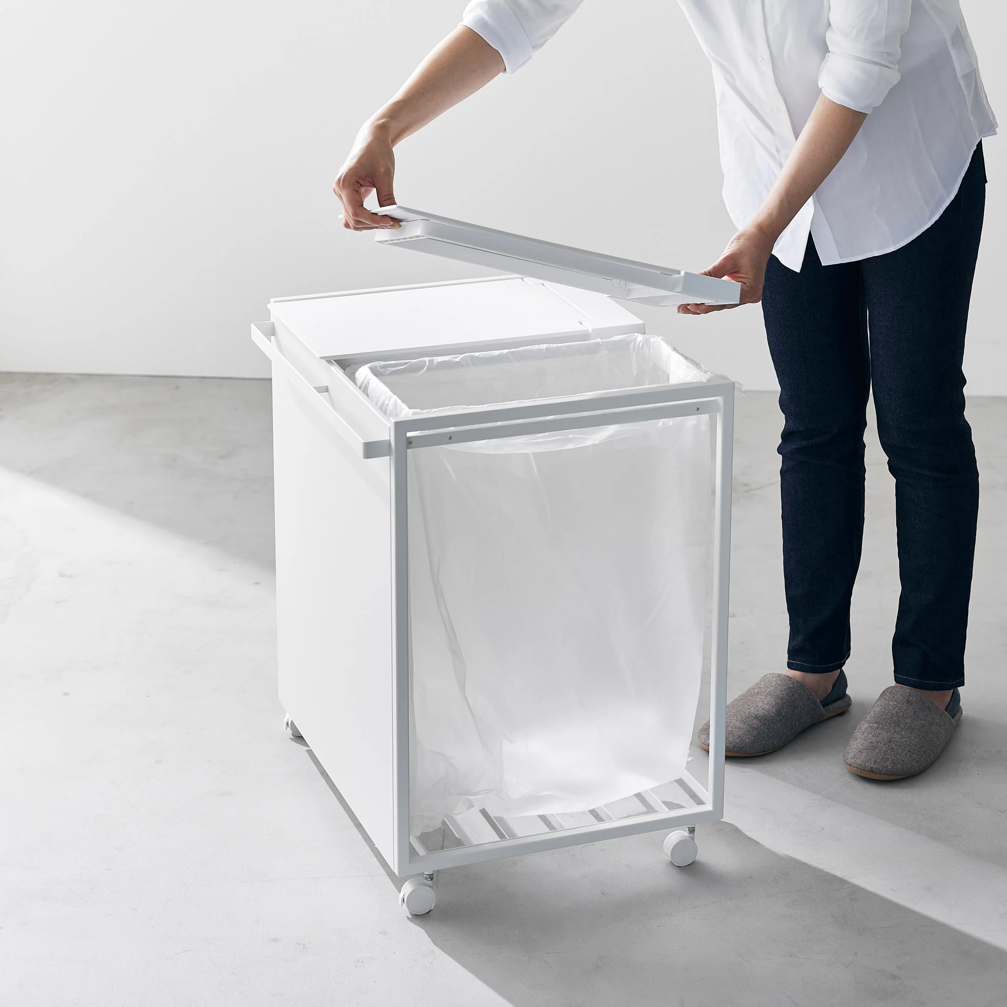 2-Compartment Trash Can with Casters - Image 13