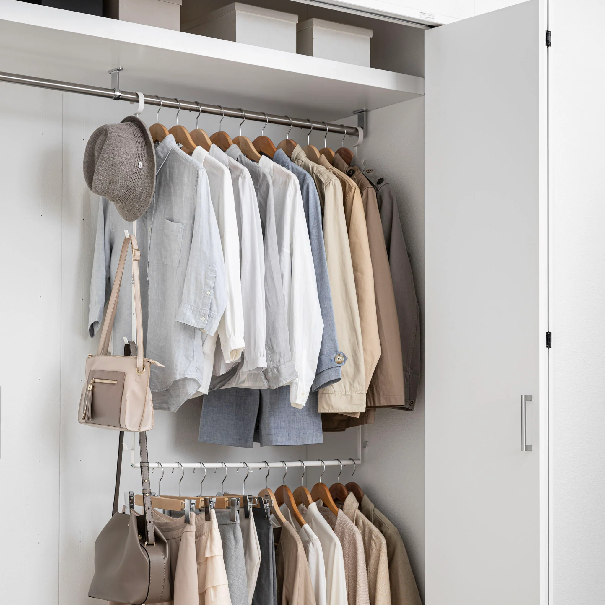 2-Tiered Extendable Closet Rack - Image 3
