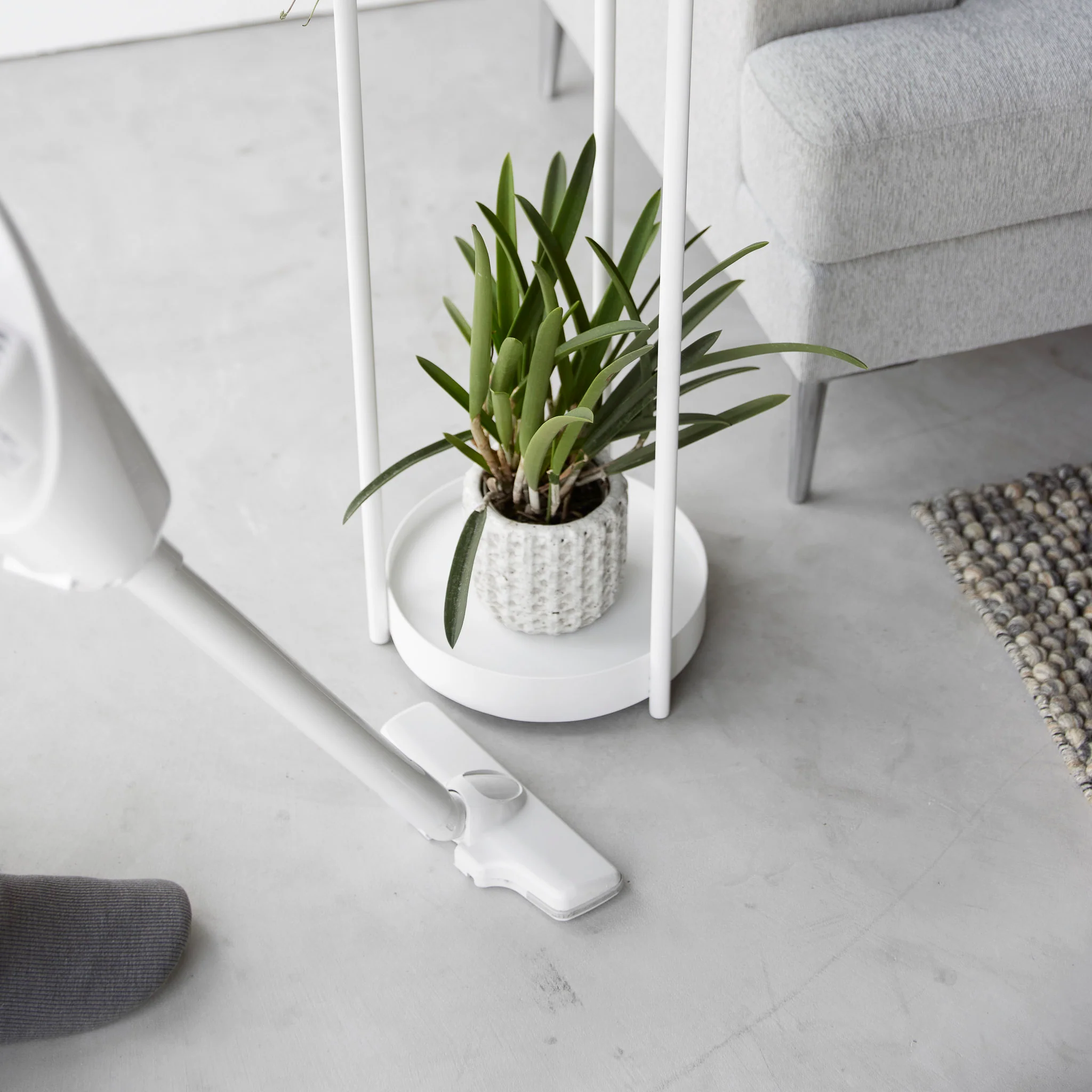 2-Tiered Plant Stand with Casters - Image 7