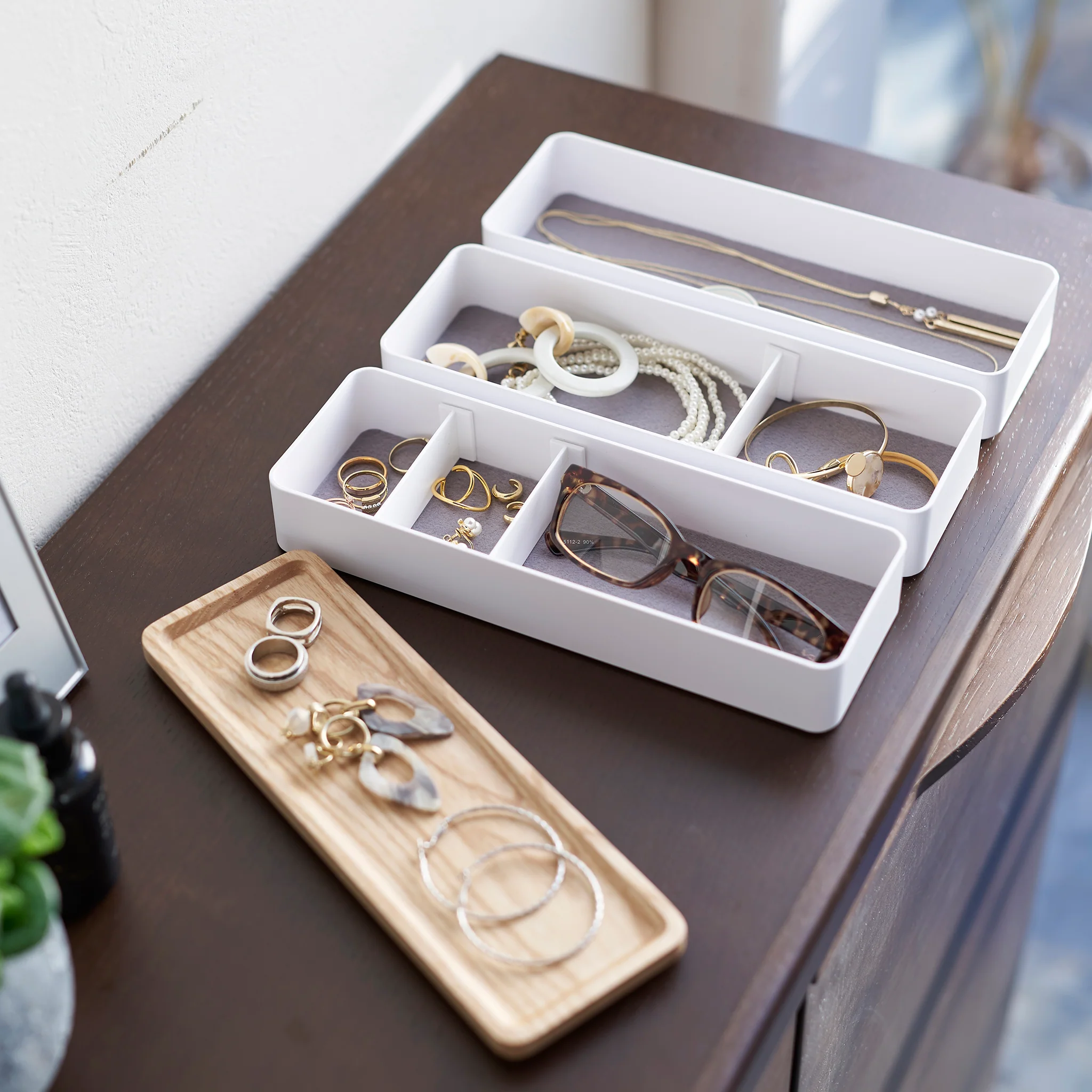 3-Tiered Slim Accessory Box - Image 5