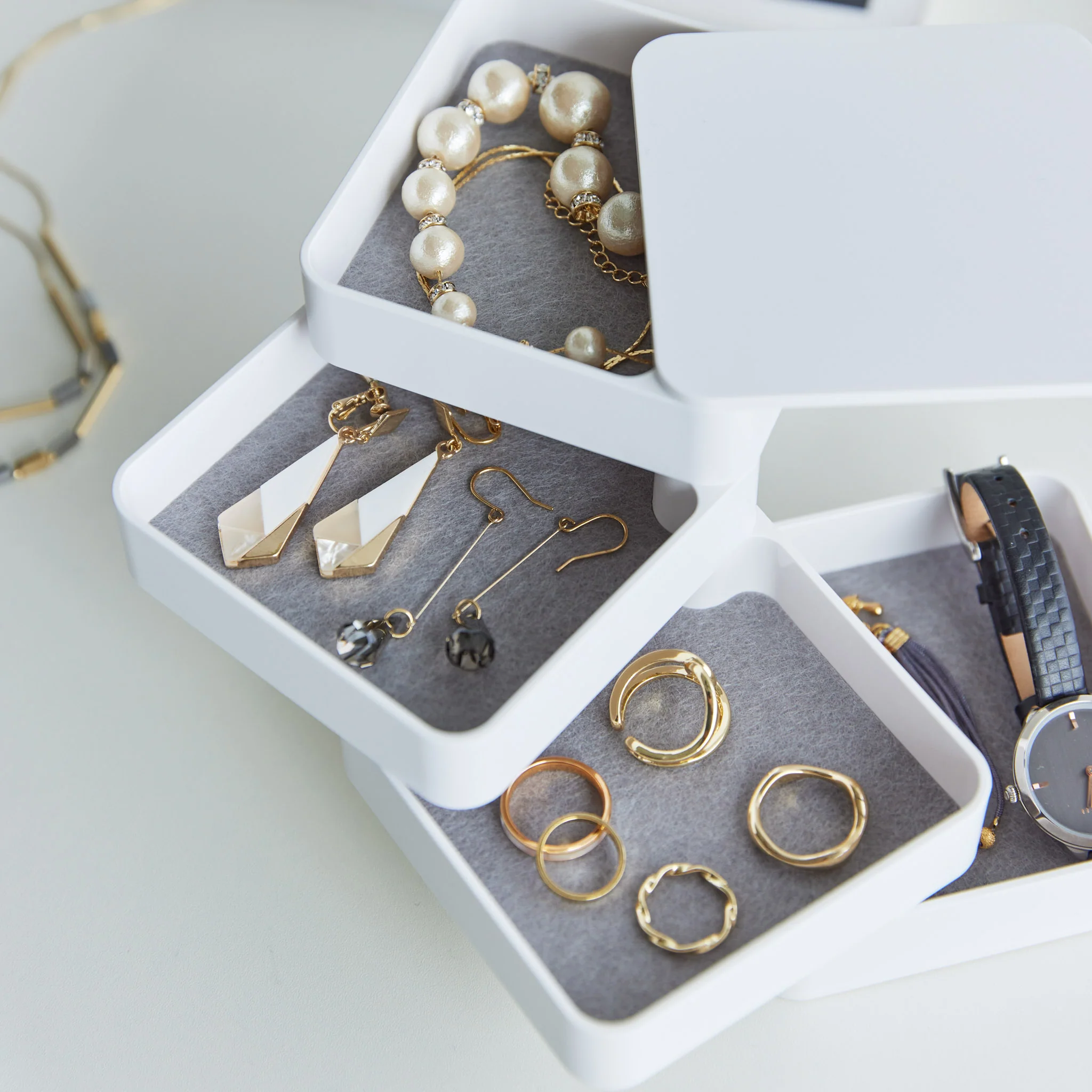 4-Tiered Accessory Box Square - Image 7