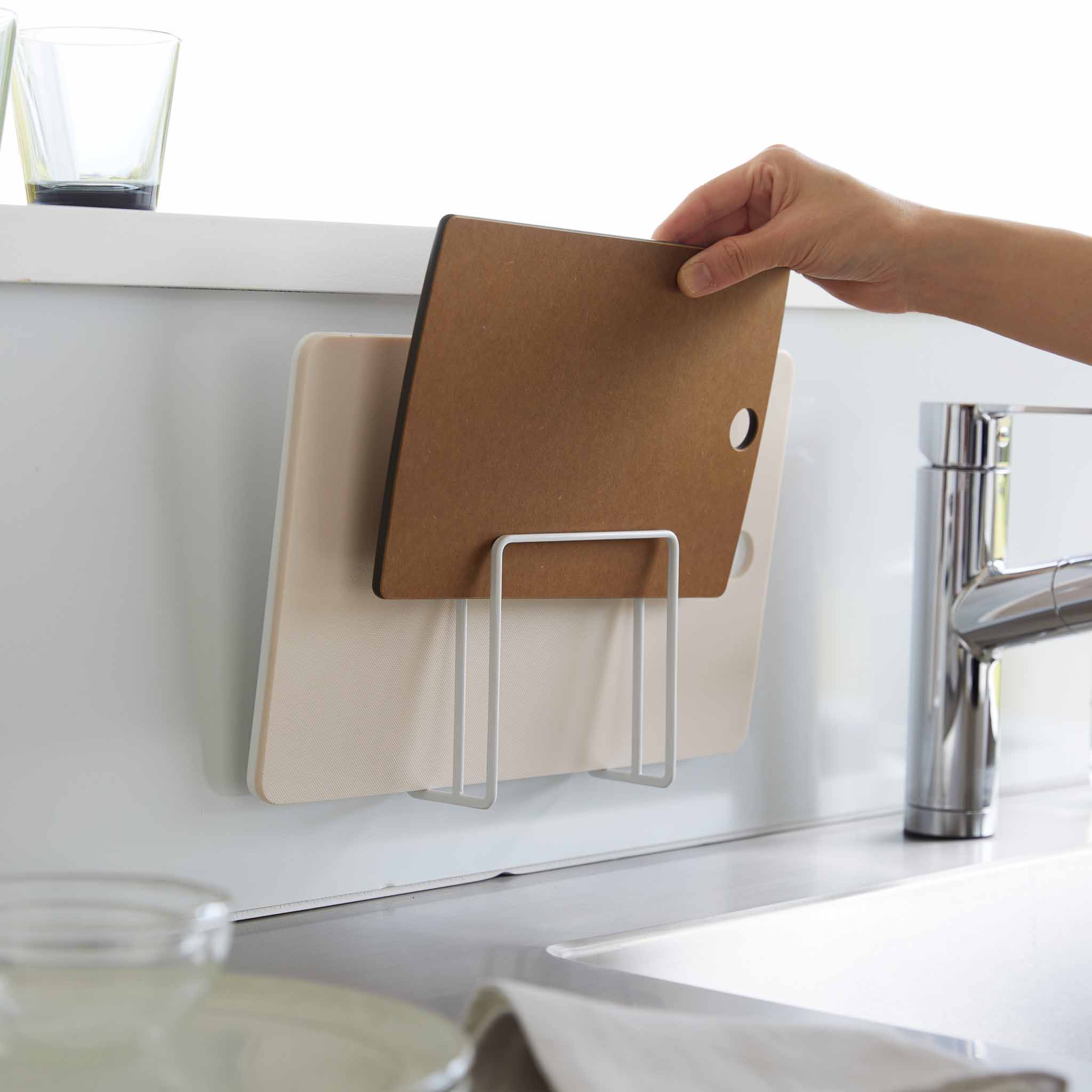 Film Hook Self-Adhesive Cutting Board Holder - Image 3