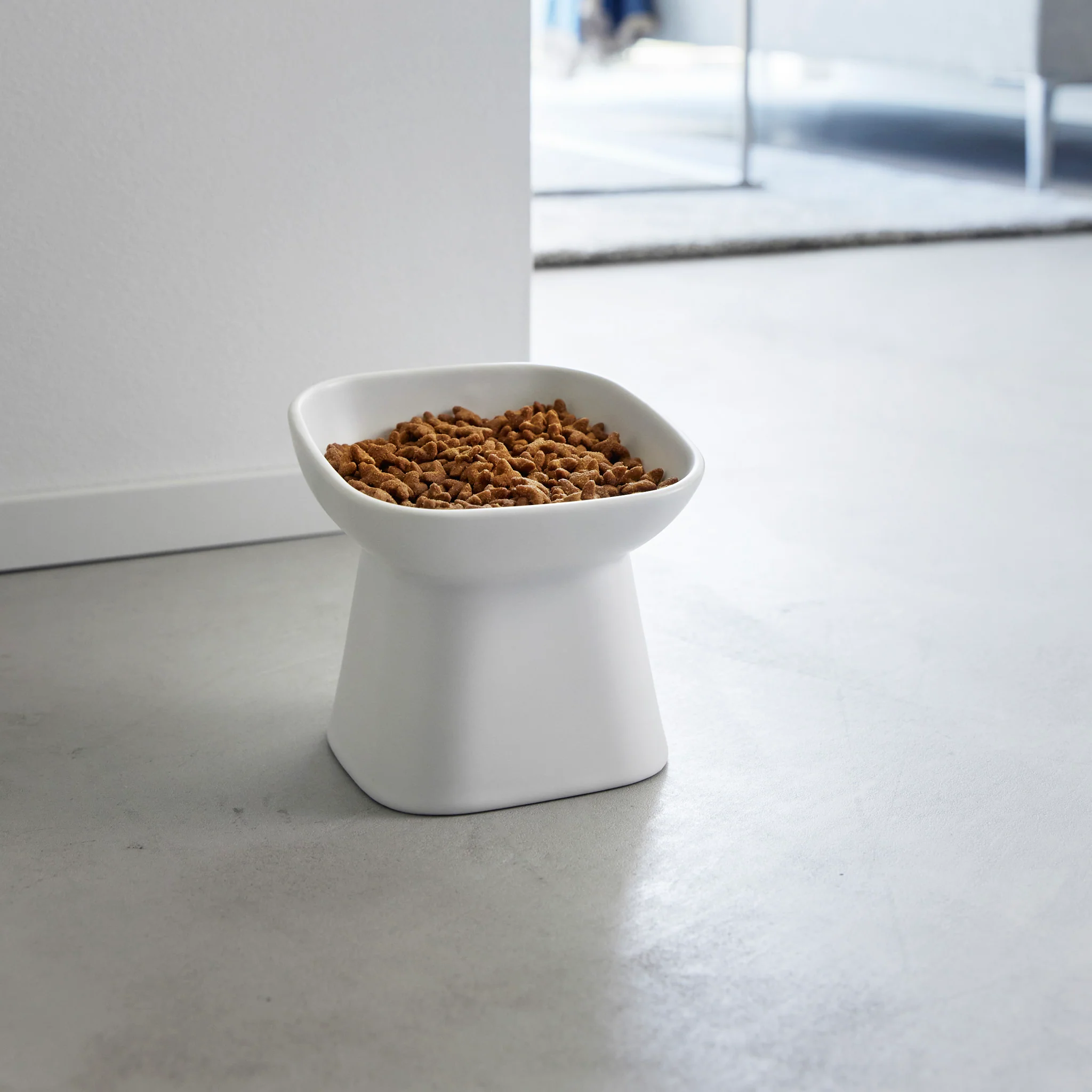 Angled Ceramic Pet Food Bowl - Image 3