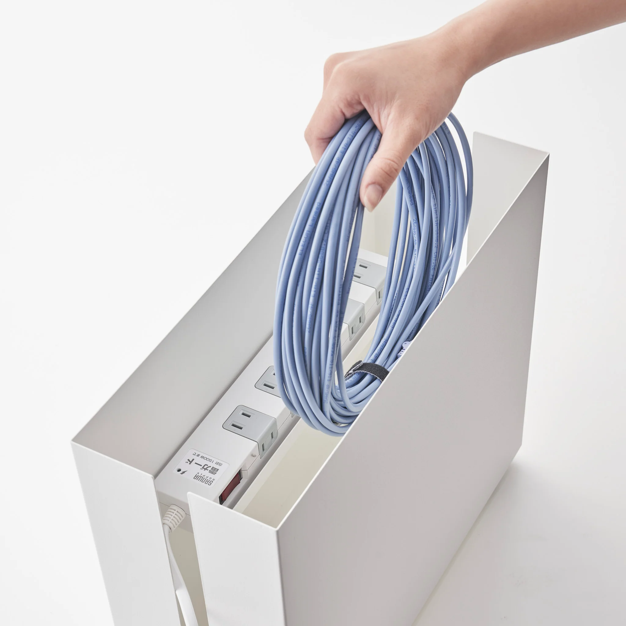 Cable Box with Casters - Image 9