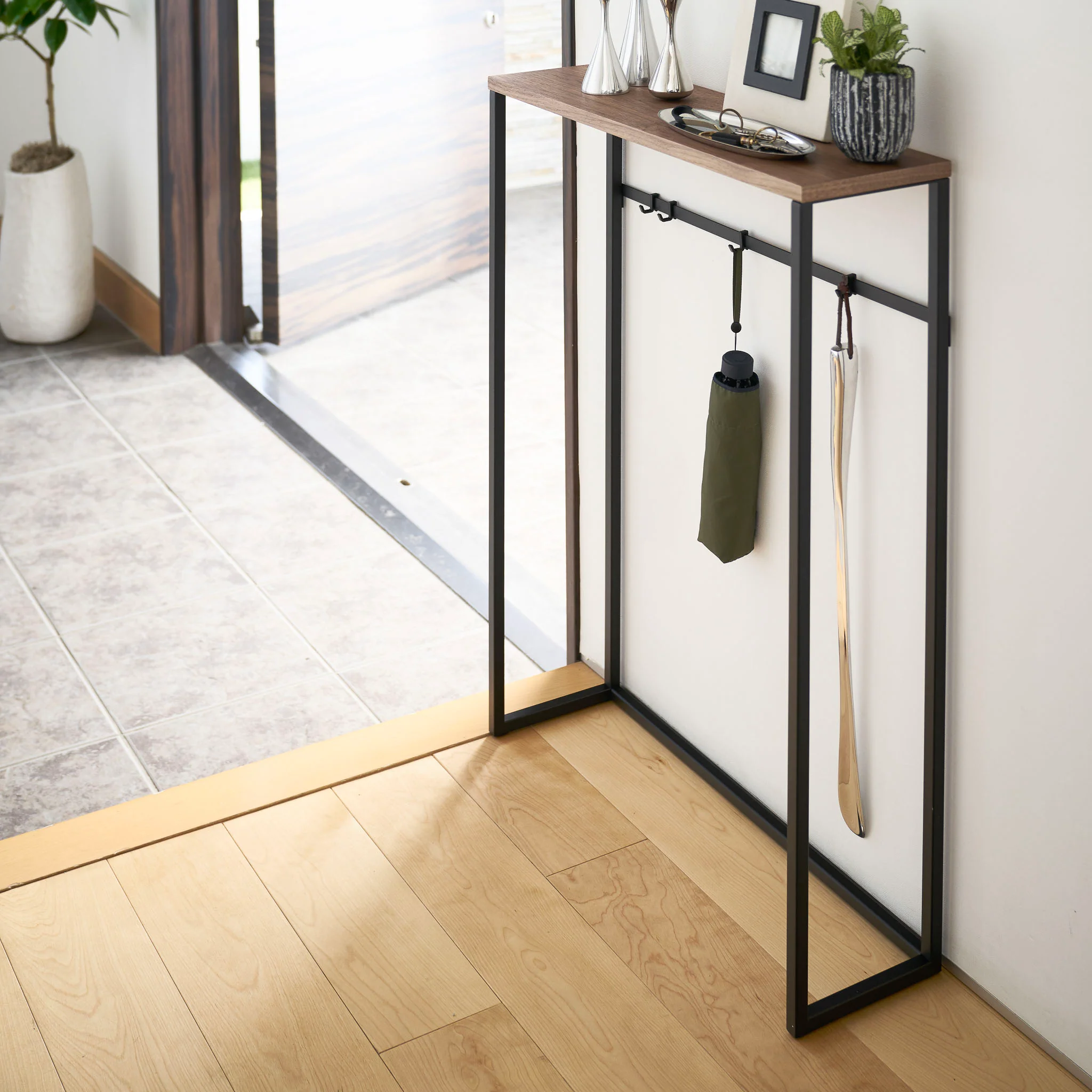 Console Table - Image 14