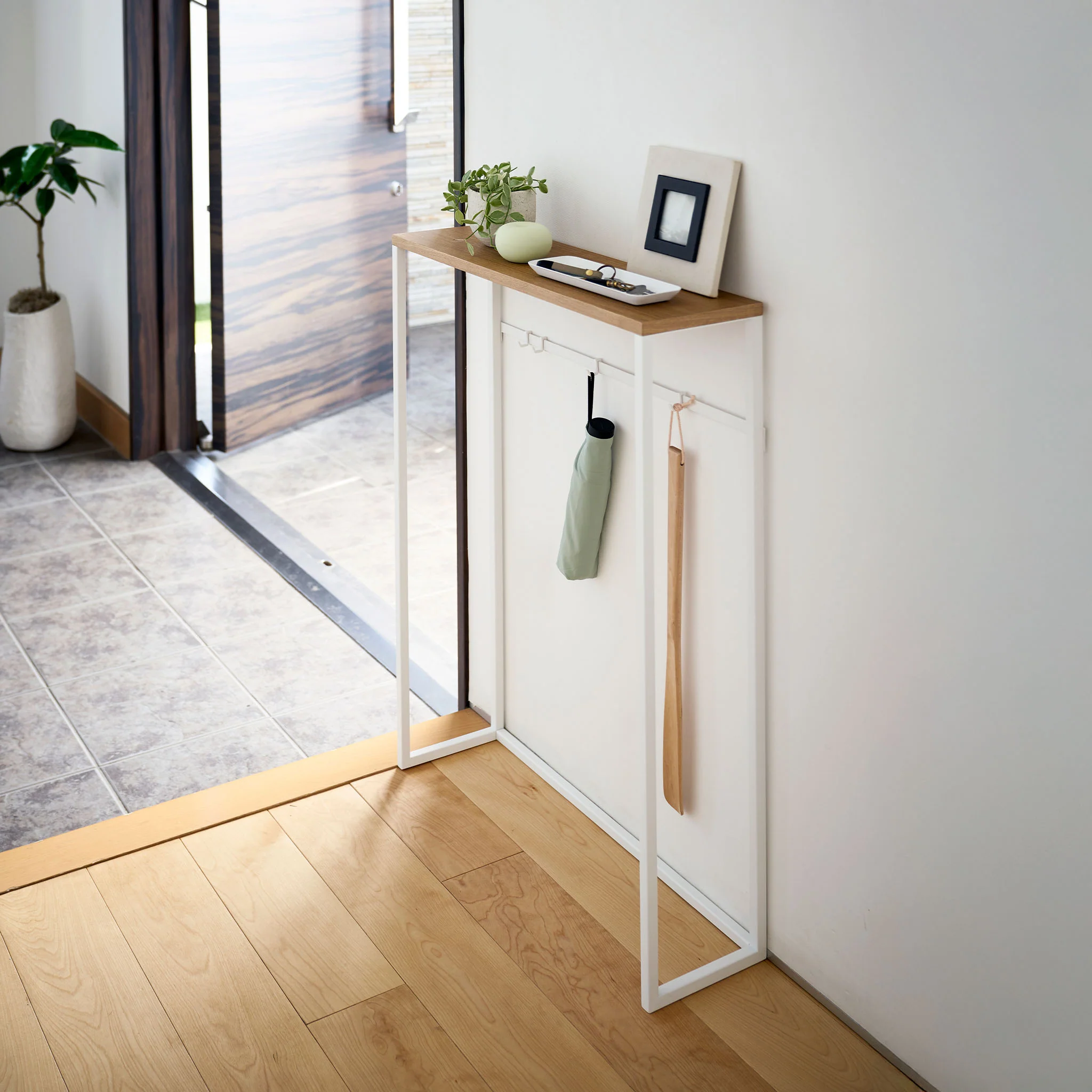 Console Table - Image 5