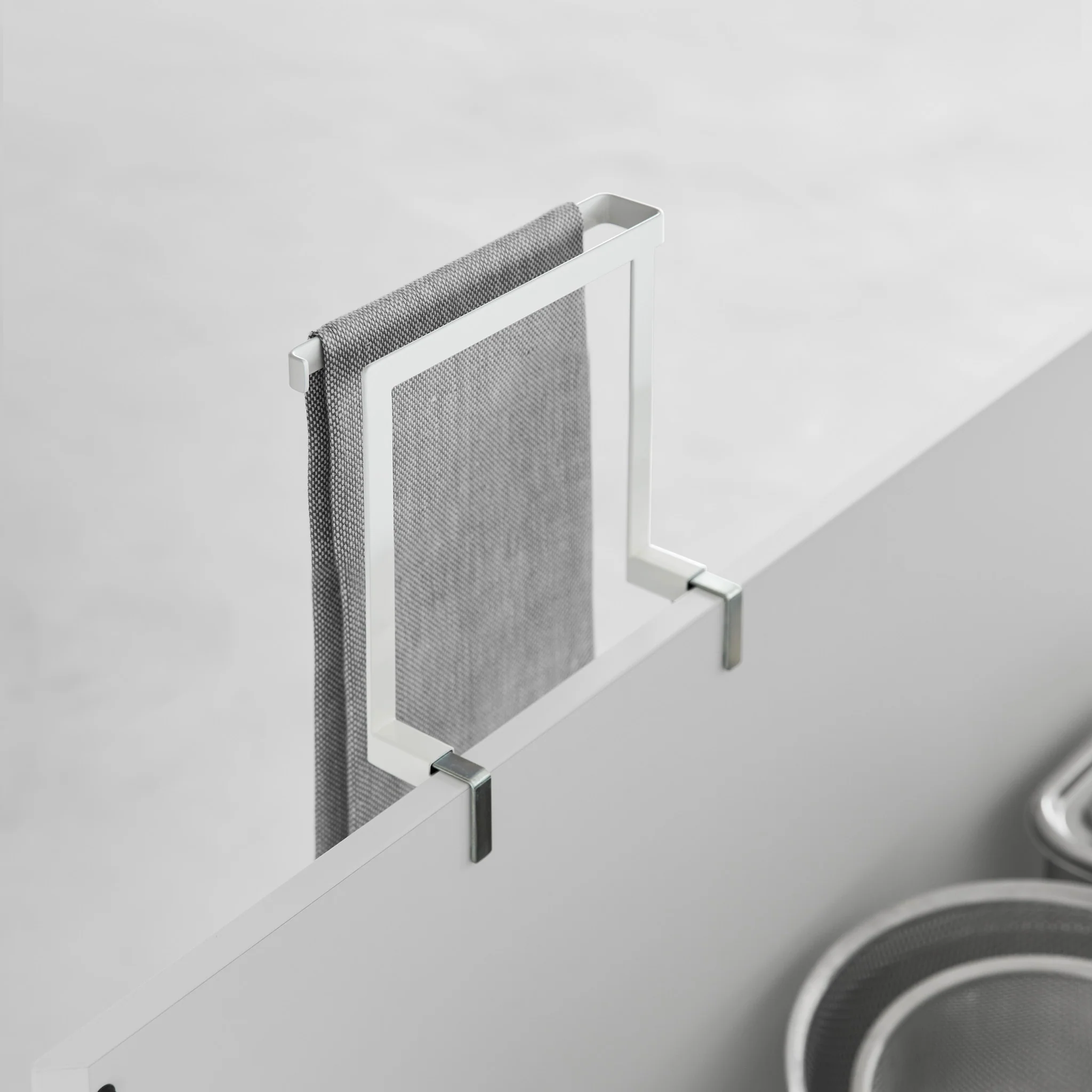 Floating Towel Hanger - Image 5