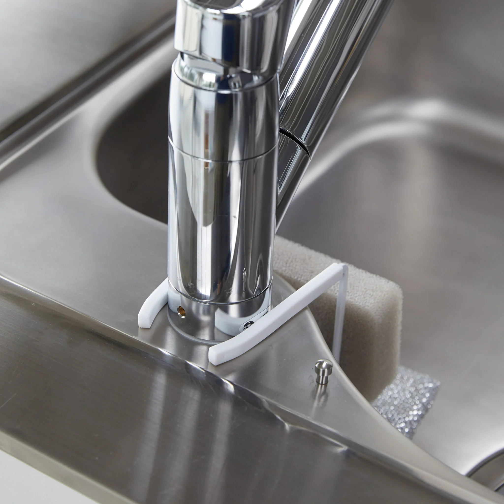 Hanging Double Sponge Holder - Image 5