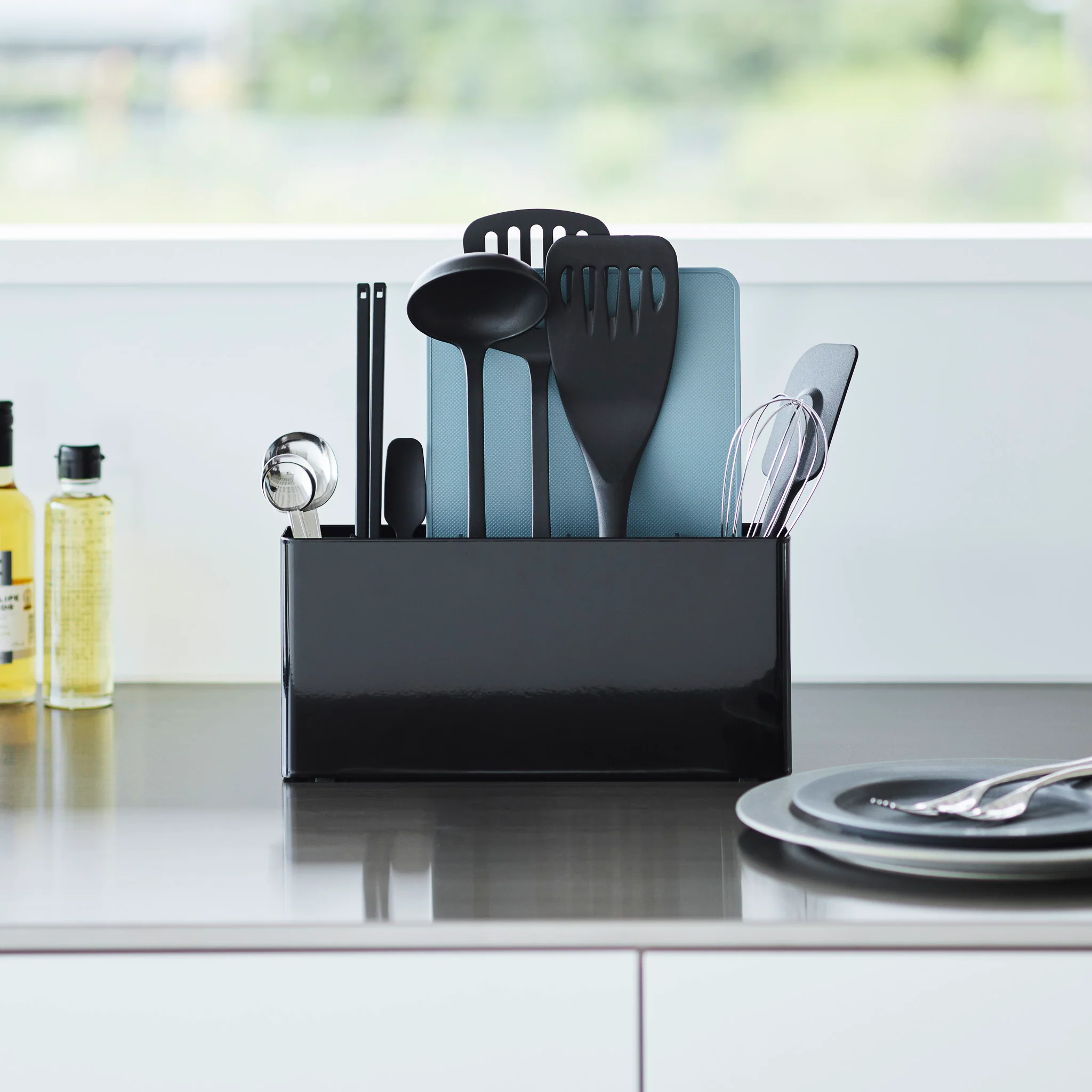 Kitchen Tool & Cutting Board Holder - Image 11