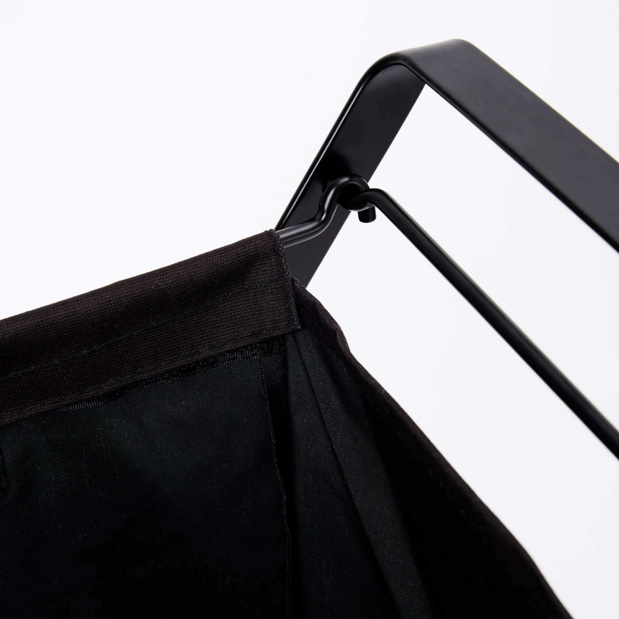Laundry Basket with Bag - Image 12