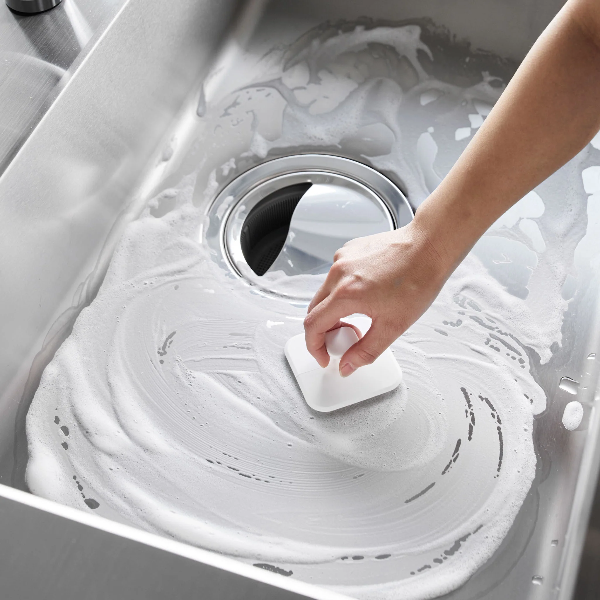 Magnetic Silicone Sponge - Image 10