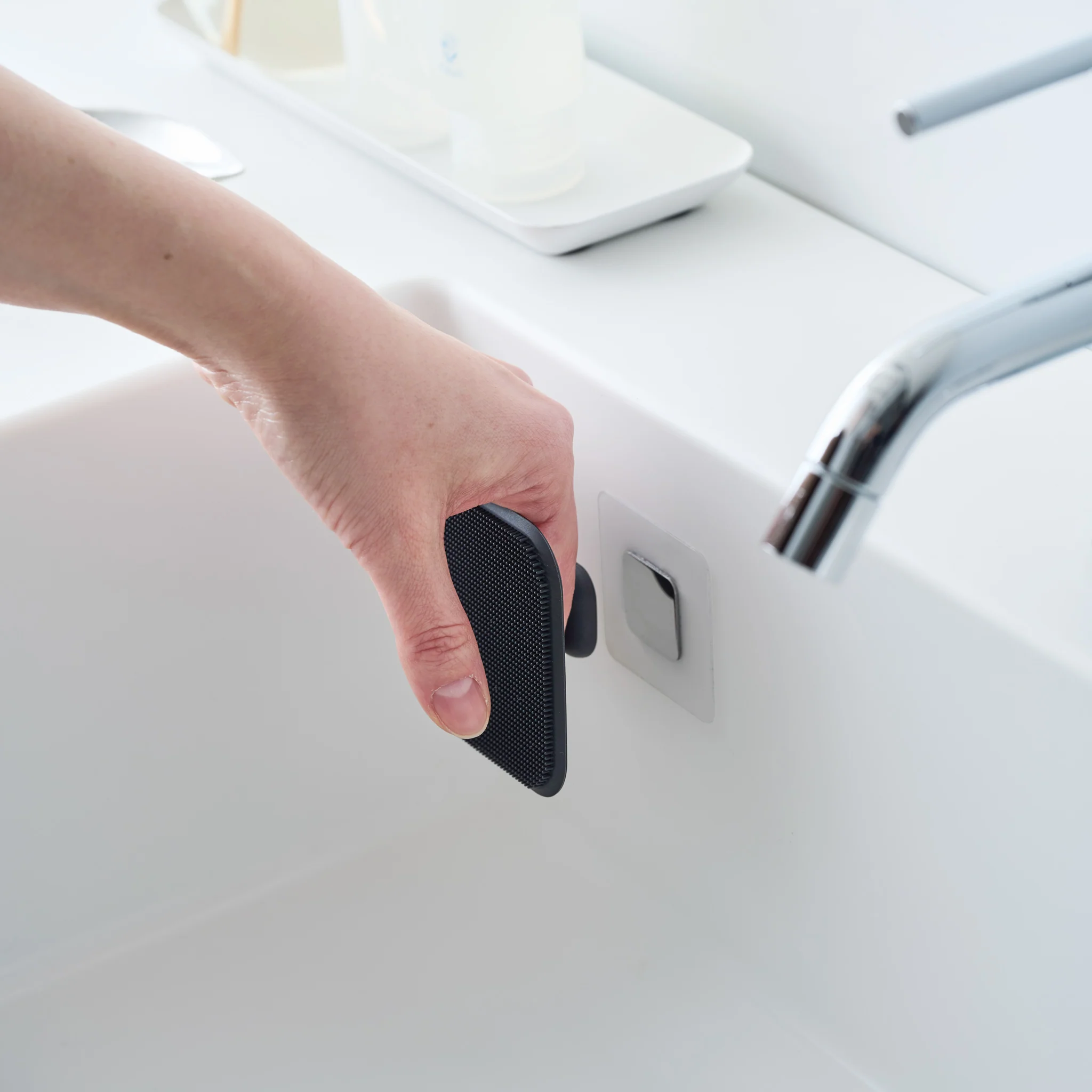 Magnetic Silicone Sponge - Image 21