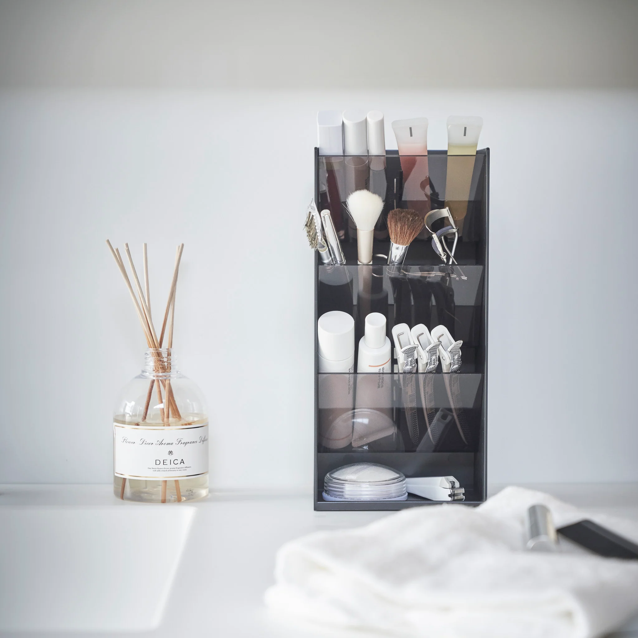Makeup Storage Case - Image 14