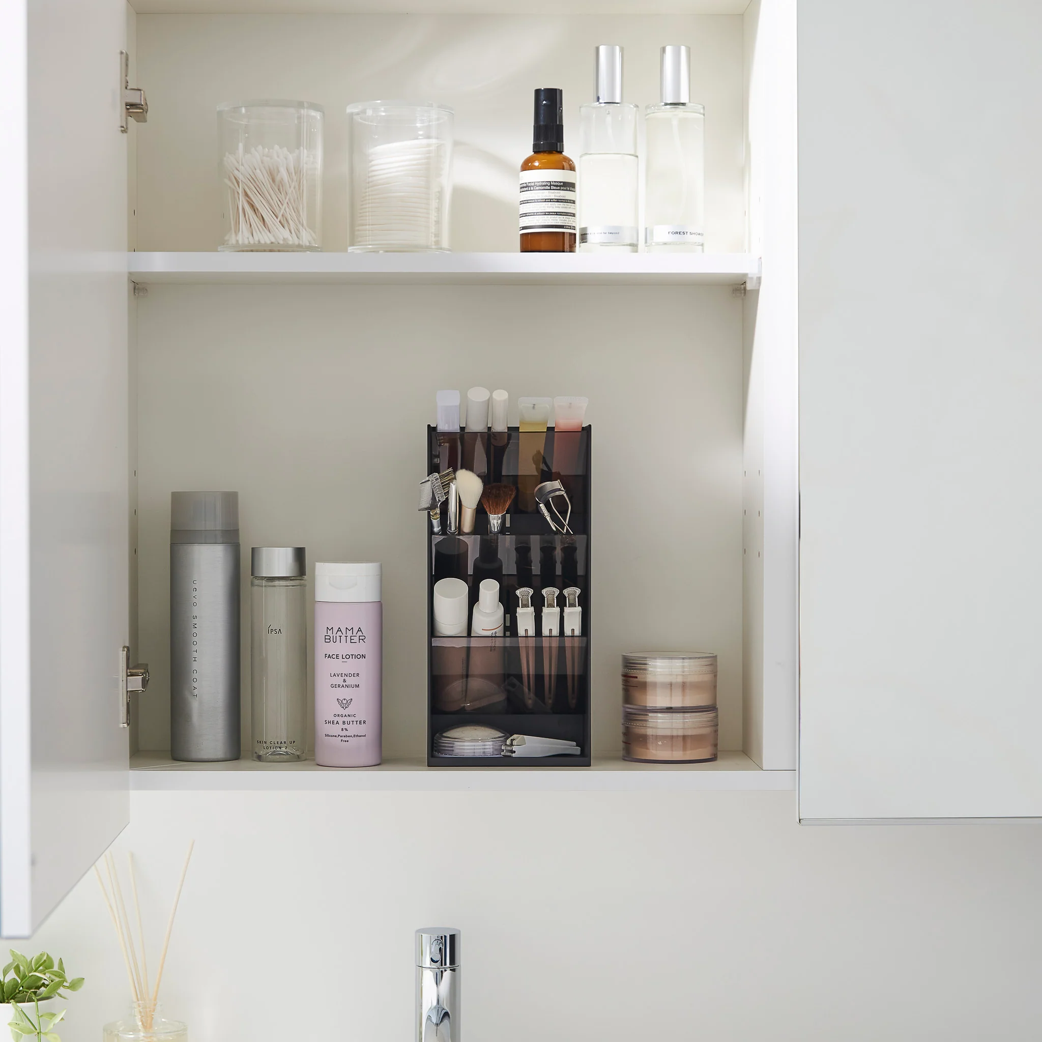 Makeup Storage Case - Image 17