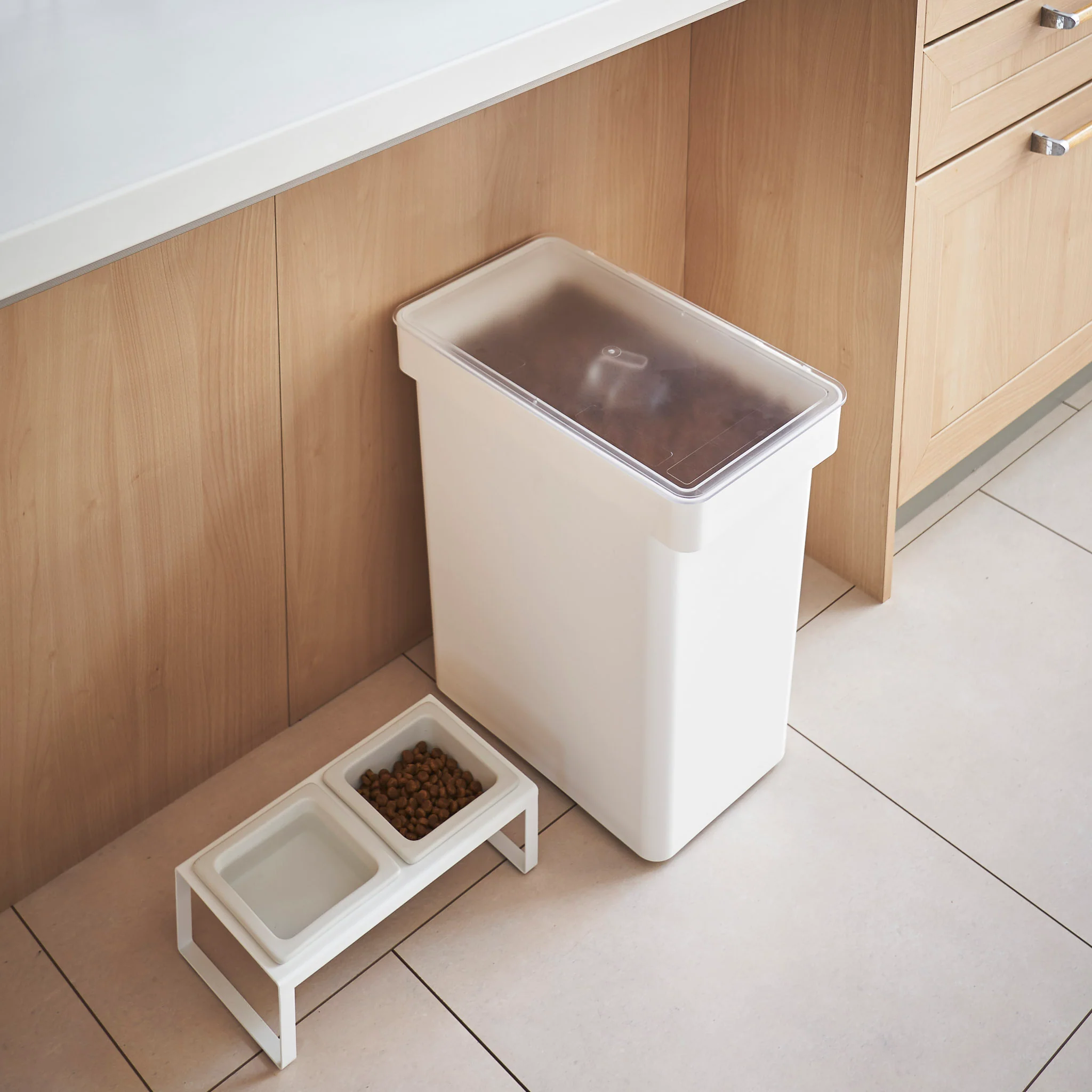 Airtight Pet Food Container (25 l) - Image 2