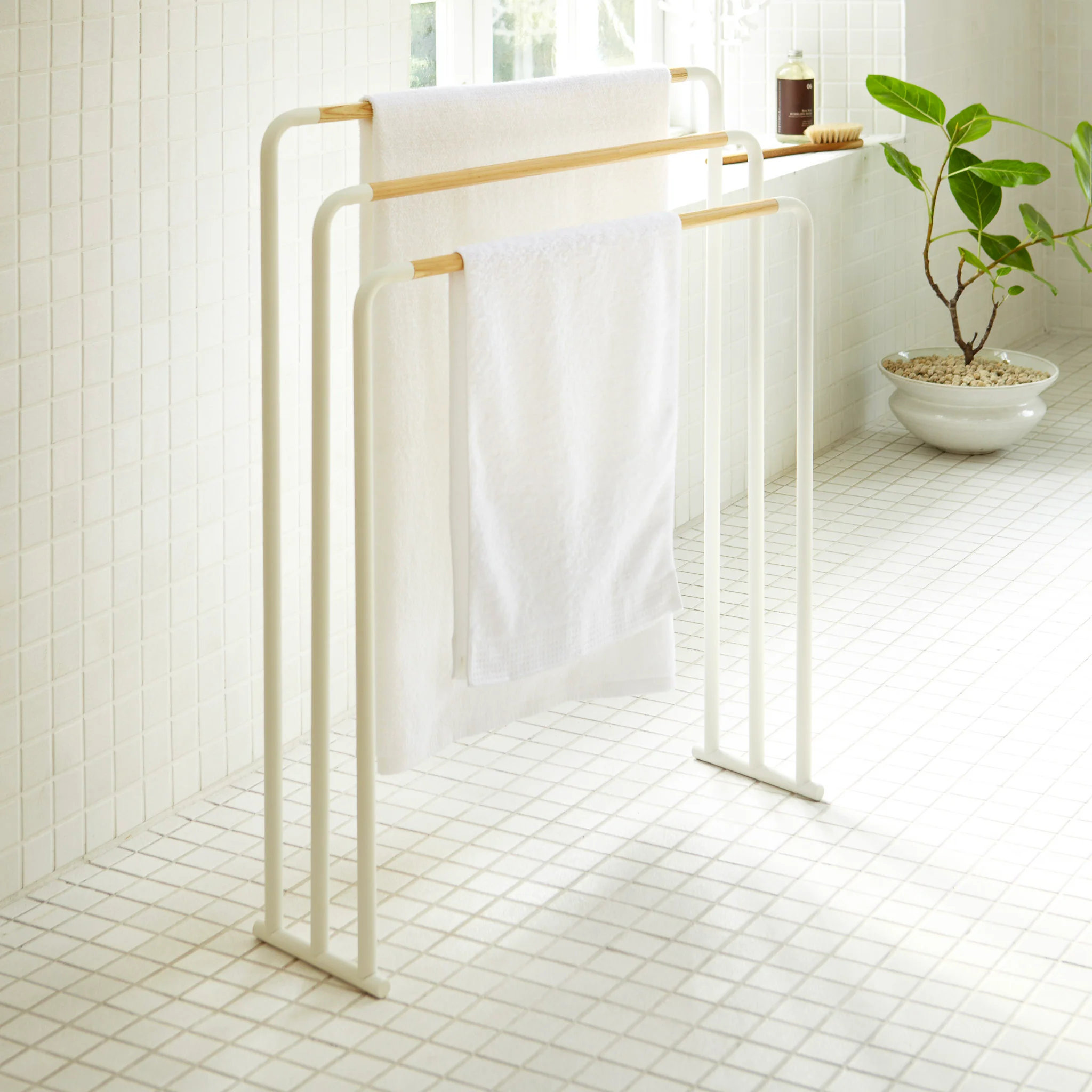 Bath Towel Hanger - Image 2