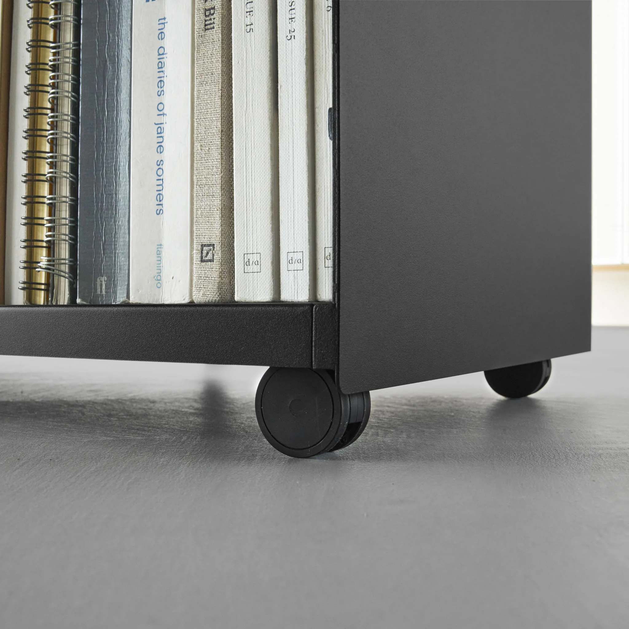 Semi-Closed Wood-Top Storage Wagon - Image 21