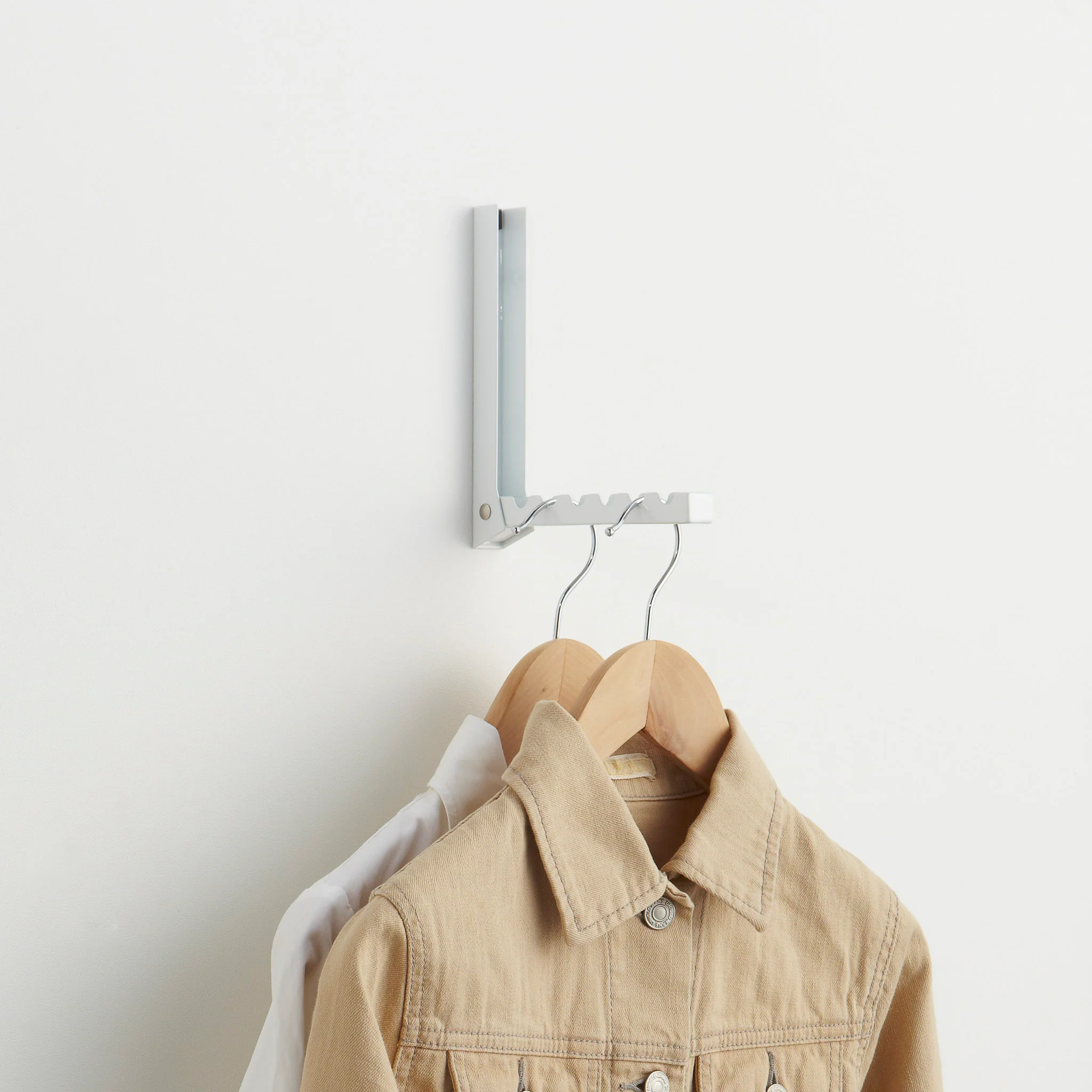 Foldable Over-The-Door Hanger - Image 5