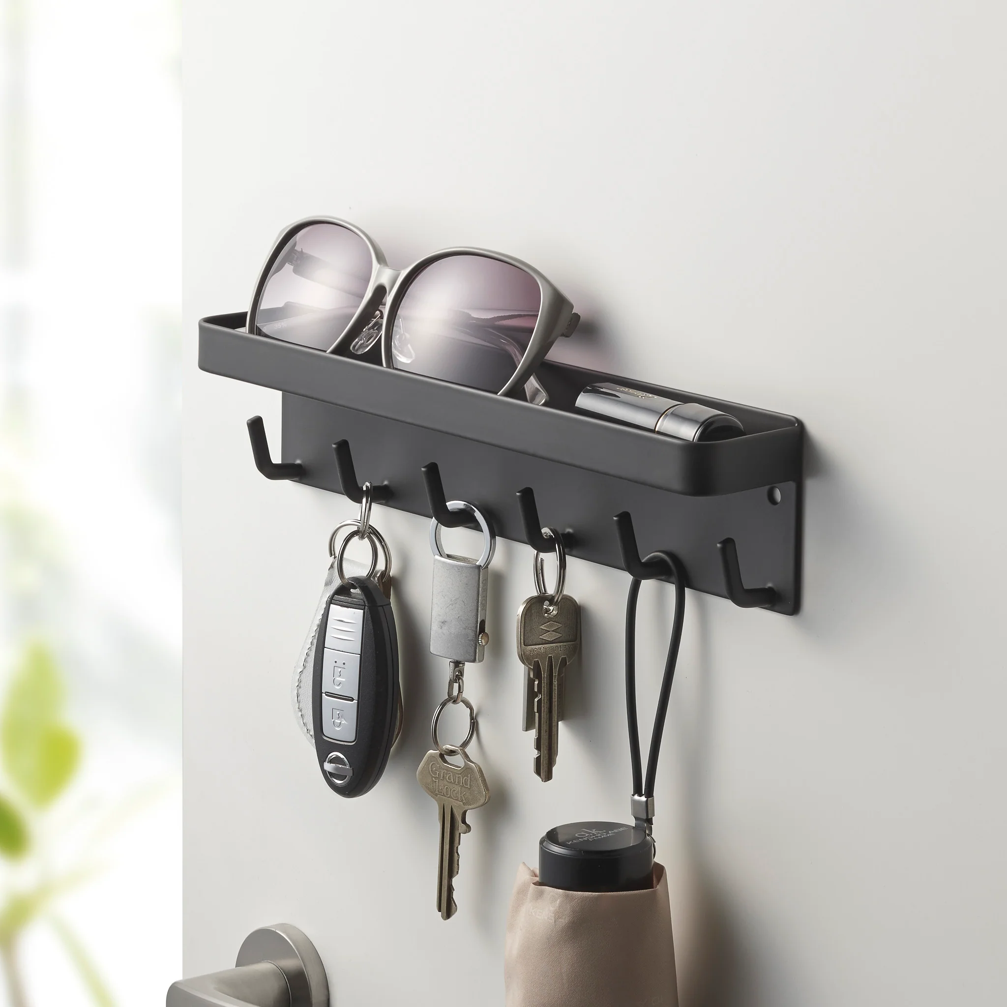 Magnetic Key Hooks with Tray - Image 8