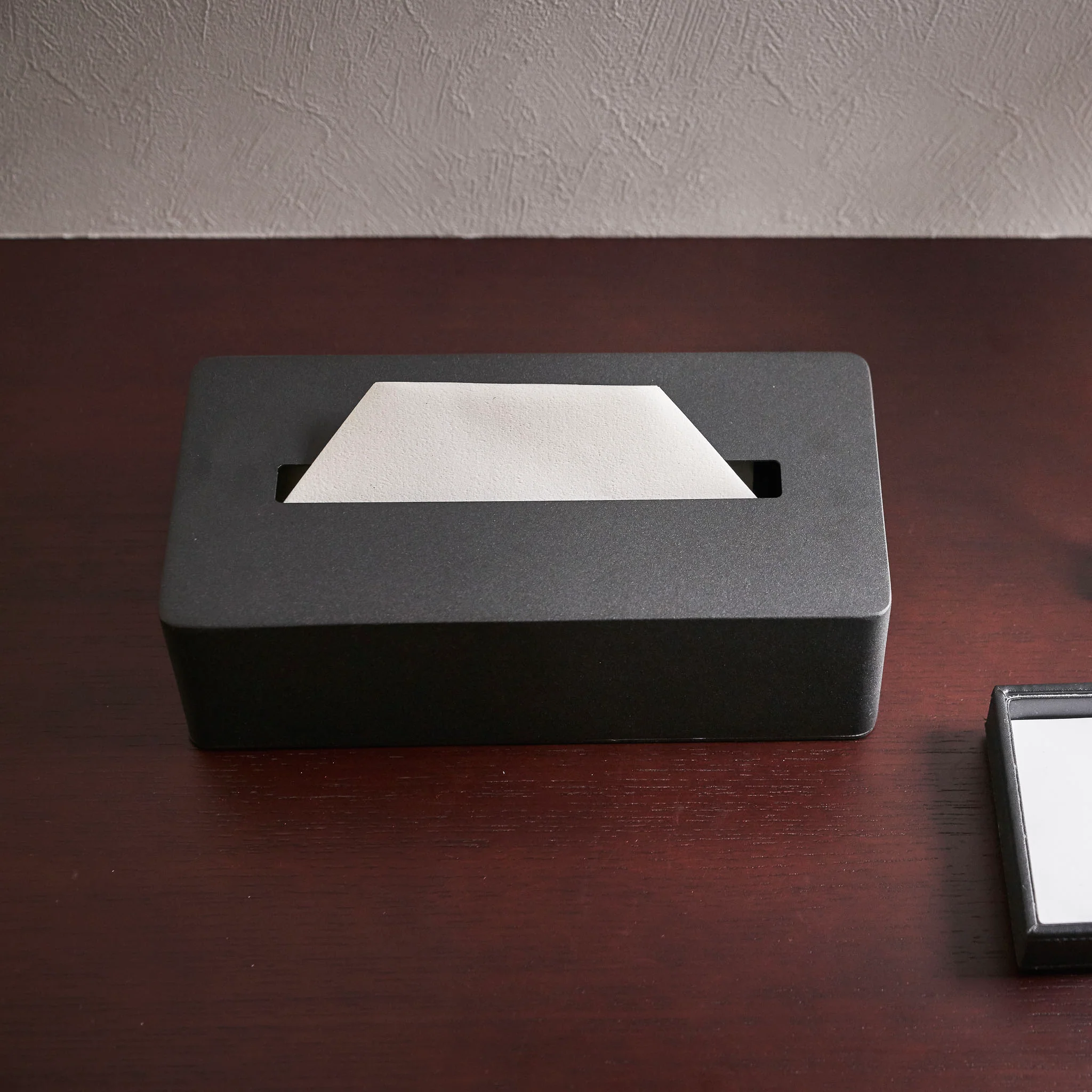 Tissue Case - Image 11