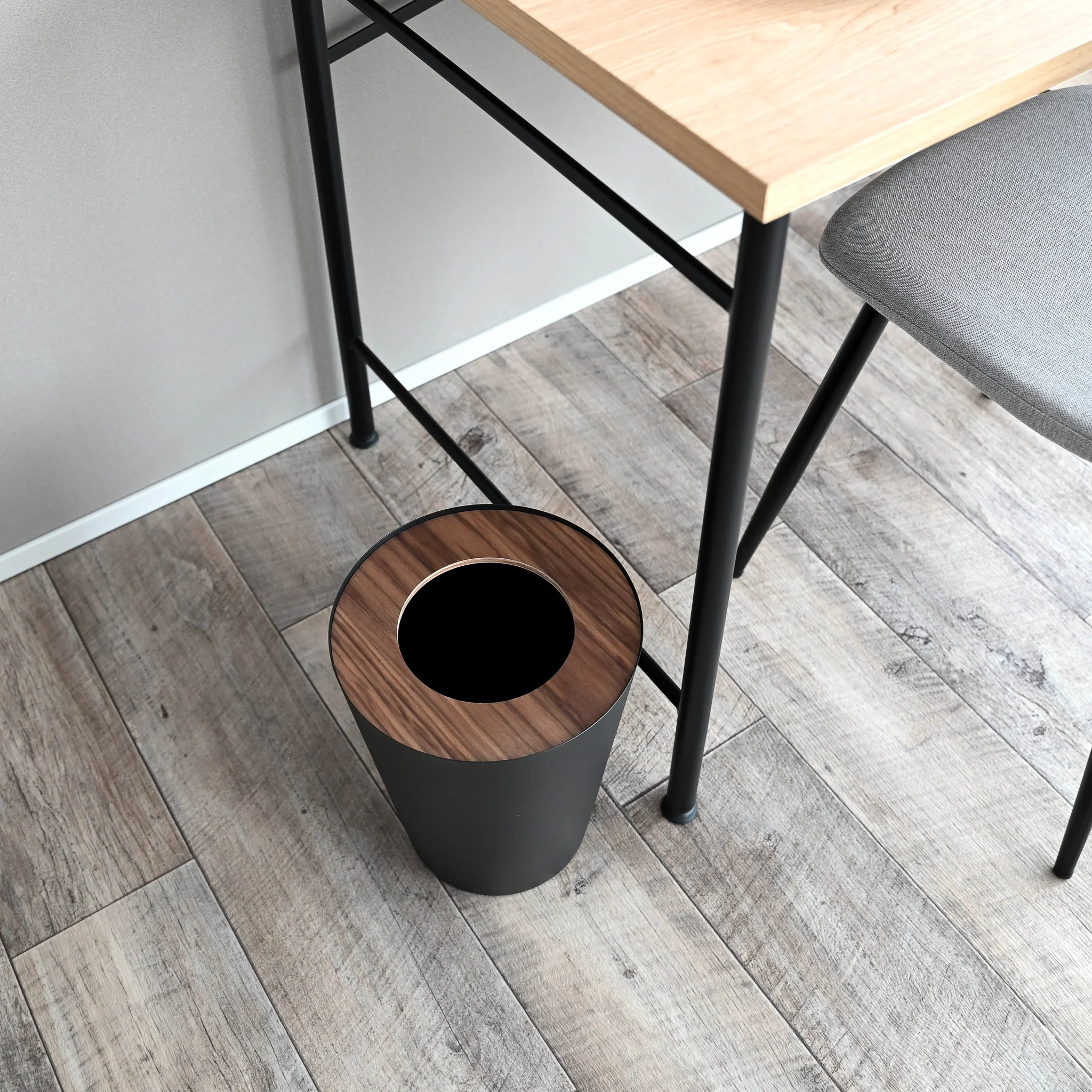 Trash Can Round - Image 11