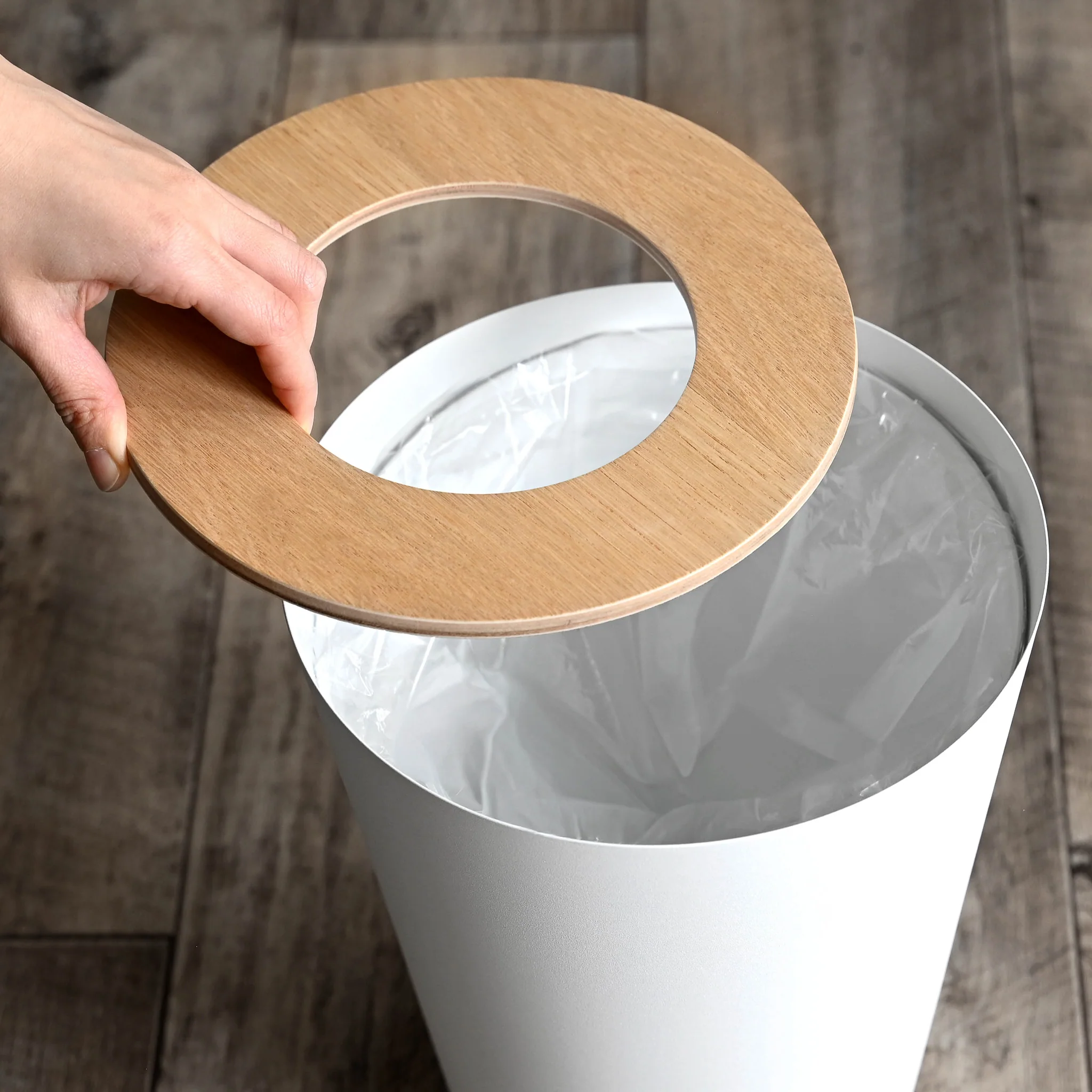 Trash Can Round - Image 5