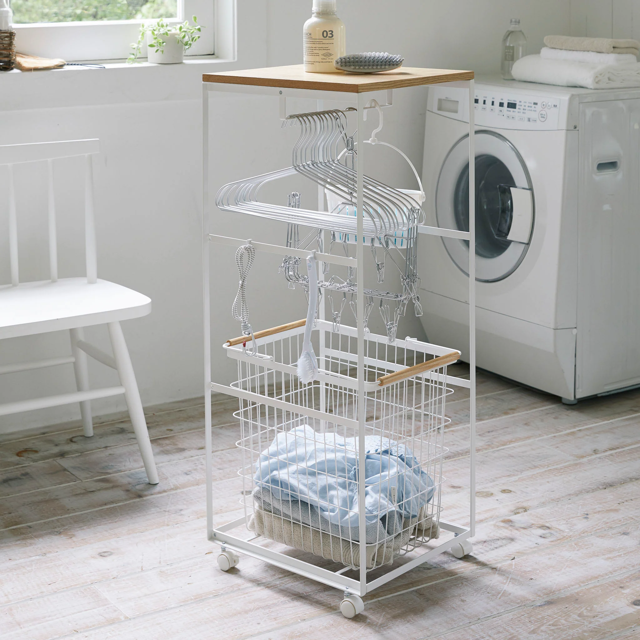 Wood-Top Laundry Wagon - Image 2